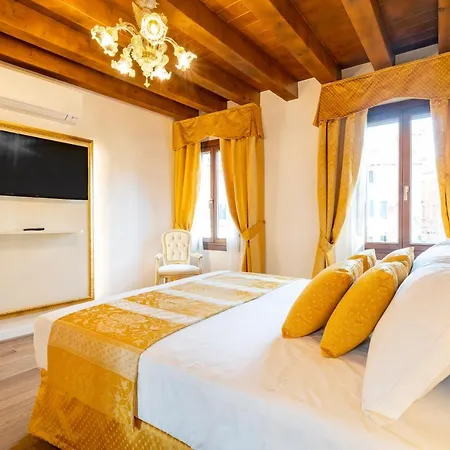 Laguna D'Oro Luxury Apartments Venise Extérieur photo