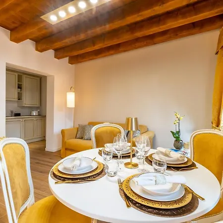 Laguna D'Oro Luxury Apartments Venise Extérieur photo