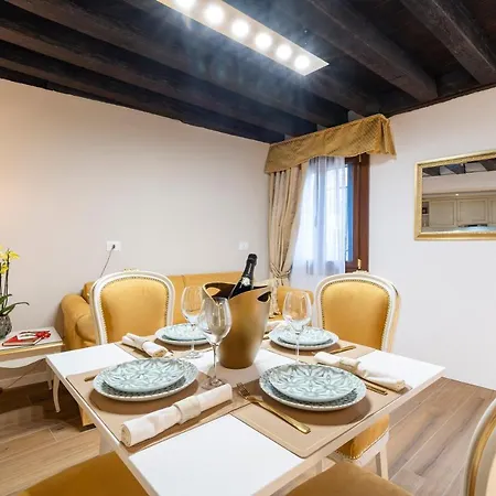 Laguna D'Oro Luxury Apartments Venise Extérieur photo