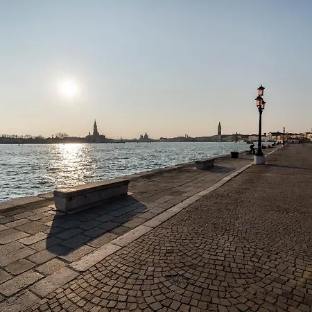 Laguna D'Oro Luxury Apartments Venise Extérieur photo
